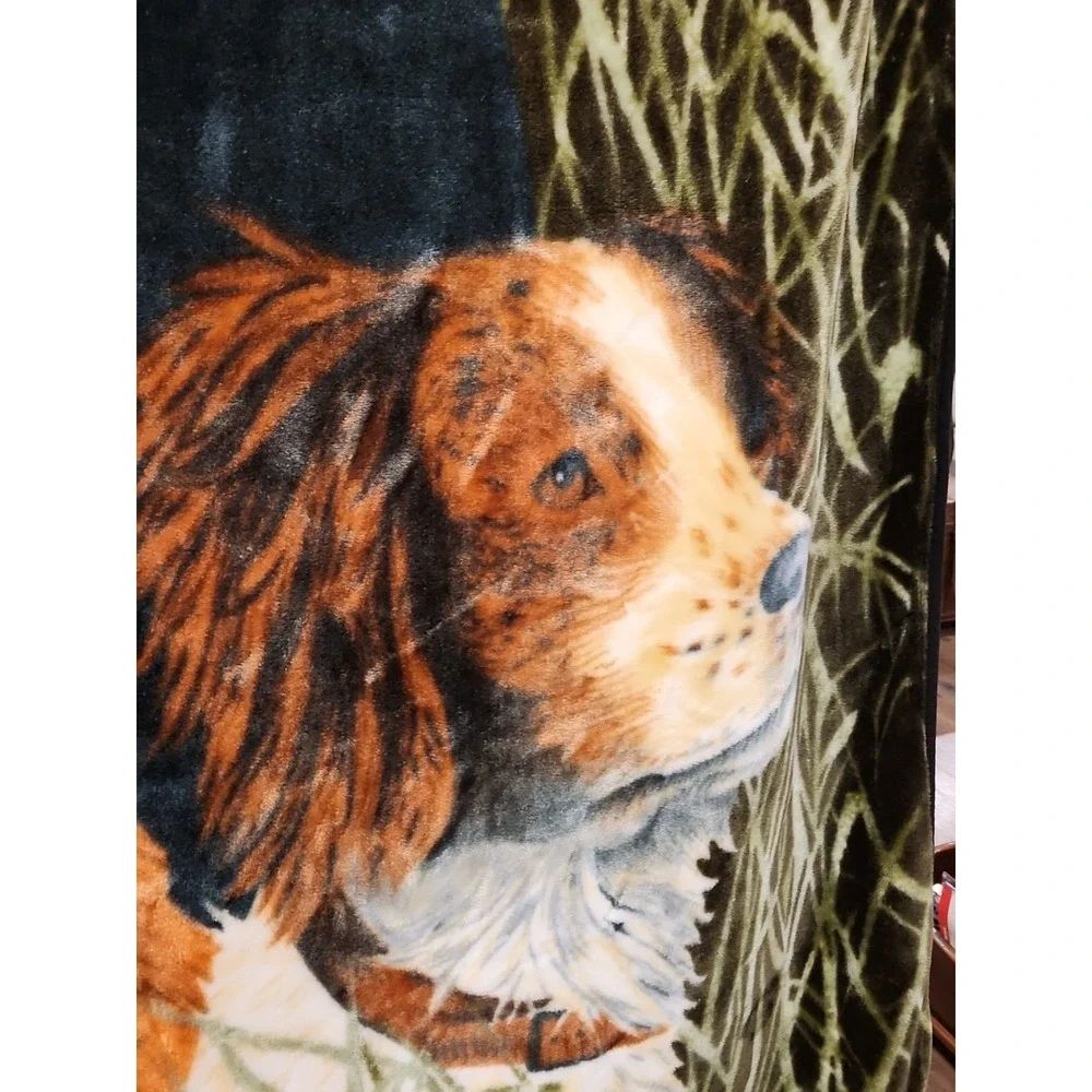 Vintage Throw Blanket 7 Ft X 5 Ft Black & Golden Lab, Springer Spaniel Dbl Sided